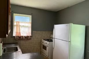 3541 Vinecrest Pl, Cincinnati, OH 45220 - Photo 4