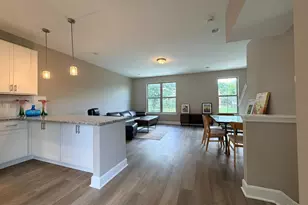 377 Cityscape W Dr, Cincinnati, OH 45205 - Photo 6