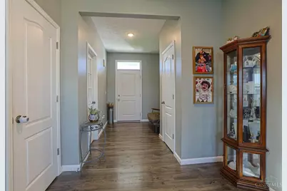 1502 Knightsbridge Court, Carlisle, OH 45005 - Photo 6