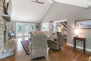 1277 Bear Run Way, Hamilton Township, OH 45039 - Photo 10