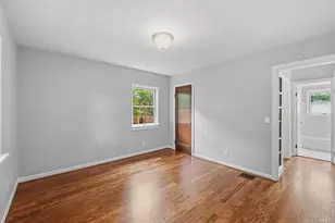 920 Winsray Ct, Springfield Township, OH 45224 - Photo 12