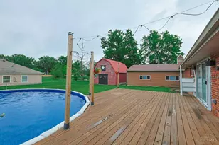 8103 Faller Rd, Hamilton Township, OH 45039 - Photo 32