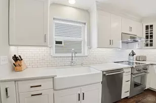 3422 Ault View Ave, Cincinnati, OH 45208 - Photo 12