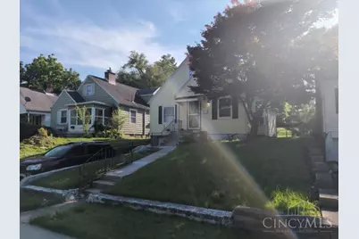 2221 Riverside Drive, Dayton, OH 45405 - Photo 2