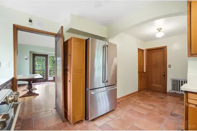 454 Wood Avenue, Cincinnati, OH 45220 - Photo 12