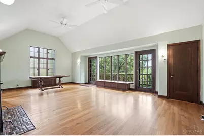 454 Wood Avenue, Cincinnati, OH 45220 - Photo 8