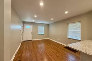 4624 Hunt Rd, Blue Ash, OH 45242 - Photo 2