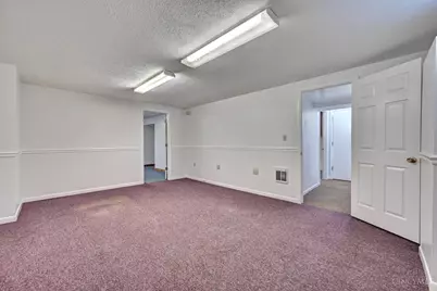 1063 Newcastle Drive, Springfield Township, OH 45231 - Photo 18