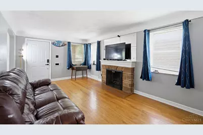 7149 Garden Road, Sycamore Township, OH 45236 - Photo 2