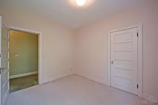 365 Terrace Ave, Cincinnati, OH 45220 - Photo 38