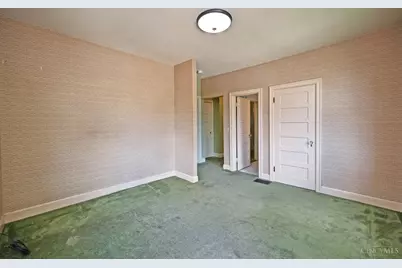 365 Terrace Avenue, Cincinnati, OH 45220 - Photo 34