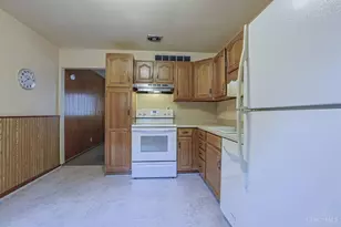 5375 Pembina Dr, Delhi Township, OH 45238 - Photo 10