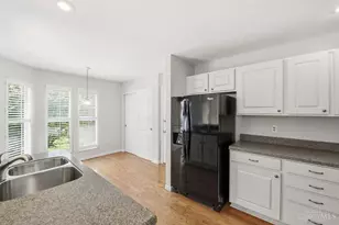 490 Madeira Ct, Union Township, OH 45255 - Photo 12