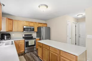 8777 Woolstone Ct, Hamilton Township, OH 45039 - Photo 16