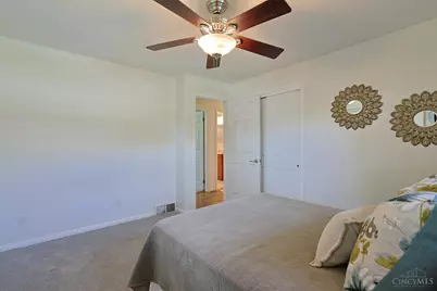 4989 Doughman Court, Blue Ash, OH 45242 - Photo 18