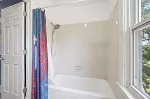 4024 Paddock Rd, Cincinnati, OH 45229 - Photo 36