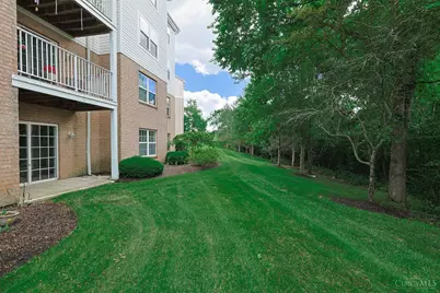 6975 Summit Lake Drive #11, Green Township, OH 45247 - Photo 32
