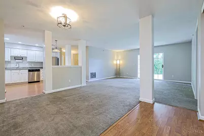 6975 Summit Lake Drive #11, Green Township, OH 45247 - Photo 2