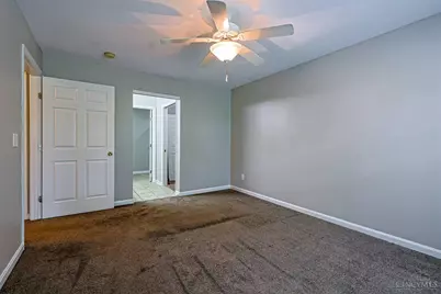 6975 Summit Lake Drive #11, Green Township, OH 45247 - Photo 20