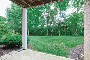 6975 Summit Lake Dr, Green Township, OH 45247 - Photo 34