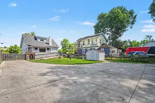 8155 Anthony Wayne Ave, Cincinnati, OH 45216 - Photo 4