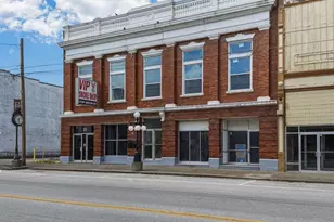 31 E 2nd St, Manchester, OH 45144 - Photo 1