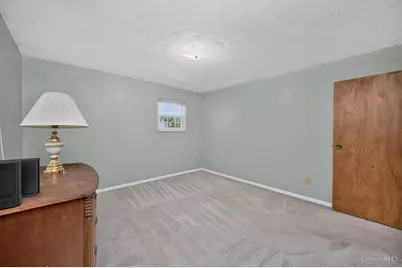 621 Glensprings Drive, Springdale, OH 45246 - Photo 32
