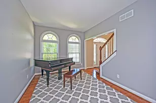 245 Hunter Woods Dr, Oxford, OH 45056 - Photo 6