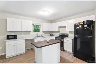 1563 Lemontree Drive, Forest Park, OH 45240 - Photo 6