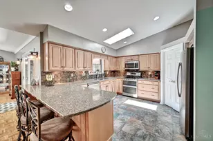 6427 Visitation Dr, Green Township, OH 45248 - Photo 6