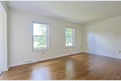 10639 Weil Road, Montgomery, OH 45249 - Photo 4