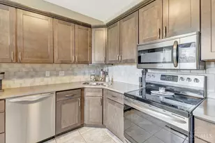 8606 Lowery Ln, West Chester, OH 45069 - Photo 4