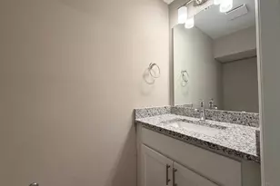 381 Cityscape W Dr, Cincinnati, OH 45205 - Photo 26