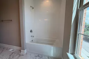 381 Cityscape W Dr, Cincinnati, OH 45205 - Photo 14