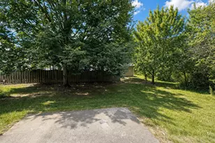 10875 Fallsington Ct, Blue Ash, OH 45242 - Photo 26