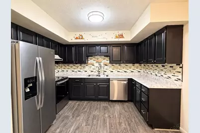 10875 Fallsington Court, Blue Ash, OH 45242 - Photo 8