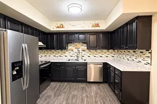 10875 Fallsington Ct, Blue Ash, OH 45242 - Photo 8