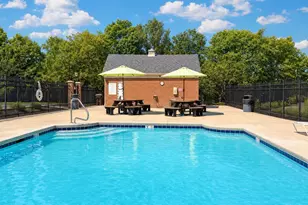 10875 Fallsington Ct, Blue Ash, OH 45242 - Photo 32