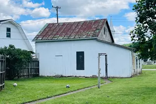 914 Franklin Ave, Brookville, IN 47012 - Photo 22