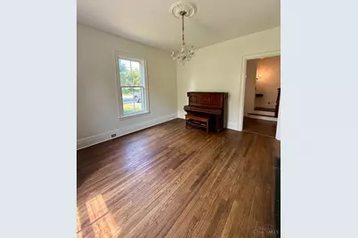 900 S Troy Avenue, Glendale, OH 45246 - Photo 8