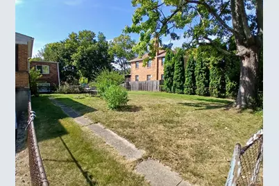2449 Ferguson Road, Cincinnati, OH 45238 - Photo 12