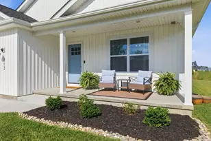 112 Ella Rose Dr, Sterling Township, OH 45154 - Photo 4