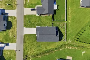 112 Ella Rose Dr, Sterling Township, OH 45154 - Photo 14
