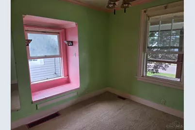 4390 Matson Avenue, Deer Park, OH 45236 - Photo 6