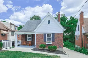 6738 Hampton Dr, Silverton, OH 45236 - Photo 2