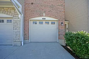 9312 Bridgecreek Dr, Springfield Township, OH 45231 - Photo 2