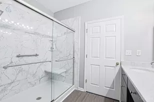 5655 Harbourside Dr, Deerfield Township, OH 45040 - Photo 20