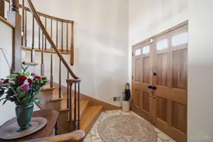 8818 Morgan Raiders Ln, Sycamore Township, OH 45236 - Photo 6