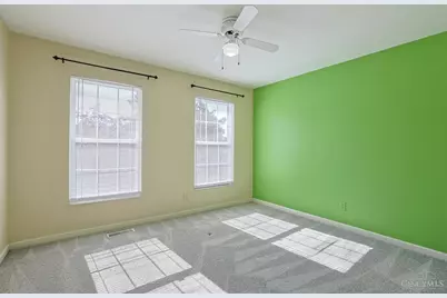 10194 Meadowknoll Drive, Symmes Township, OH 45140 - Photo 32