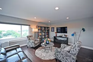 2200 Victory Pkwy, Cincinnati, OH 45206 - Photo 22